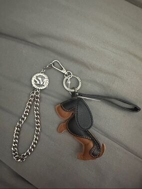 🟣4/$20 New Steve Madden Dachshund Dog Bag Charm Keychain Black Brown